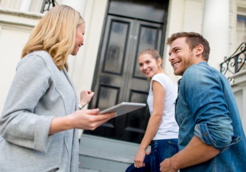 What percentage do most realtors make?