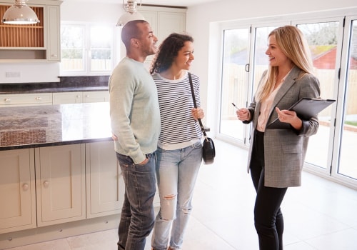 What percentage of people pass the nys real estate exam?